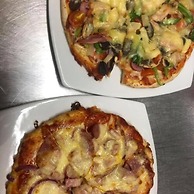 Ten Dollar Town Motel