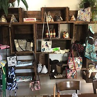 Ten Dollar Town Motel