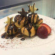 Ten Dollar Town Motel