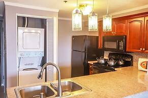 Pia Marine Condominium