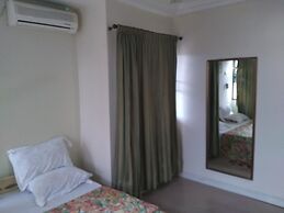 Royal Triangle Guest House