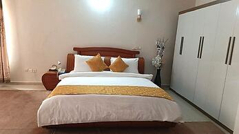 Golden Key Hotel
