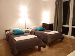 Koro de Varsovio - Ciasna 10