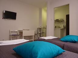 Koro de Varsovio - Ciasna 10