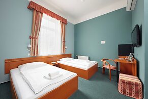 Hotel Nikolas