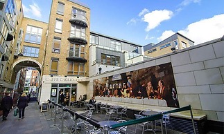 MetroStays - Temple Bar 25