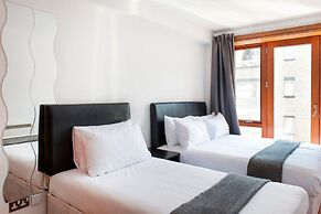 MetroStays - Temple Bar 25