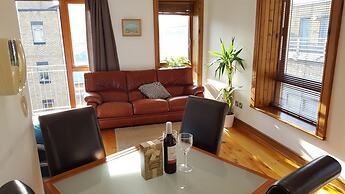 MetroStays - Temple Bar 25