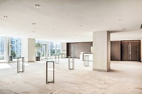 the DOUGLAS, Autograph Collection