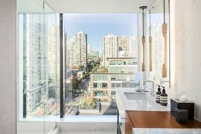 the DOUGLAS, Autograph Collection