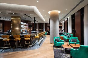 the DOUGLAS, Autograph Collection