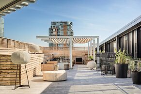 the DOUGLAS, Autograph Collection