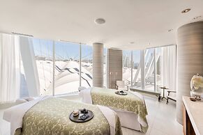 the DOUGLAS, Autograph Collection