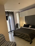 Victoria Hotel
