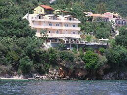 Oceanis Rooms Apartments