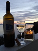 Oceanis Rooms Apartments