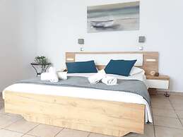 Oceanis Rooms Apartments