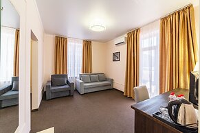 Democratia Ultra All Inclusive