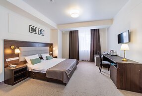 Democratia Ultra All Inclusive