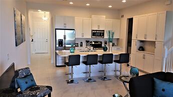 Lexington Vacations Champ by Stark Hosp