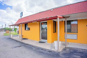 Budget Inn By OYO Edinburg Hwy 281