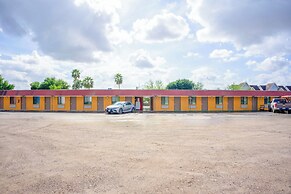 Budget Inn By OYO Edinburg Hwy 281