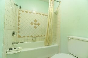 Budget Inn By OYO Edinburg Hwy 281
