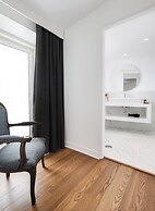 1869 Príncipe Real House