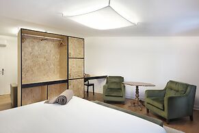 1869 Príncipe Real House