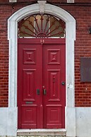 1869 Príncipe Real House