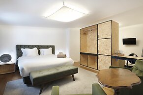 1869 Príncipe Real House