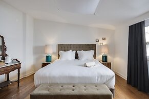 1869 Príncipe Real House