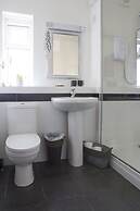 LETS Quiet Cul-de-Sac Apartment