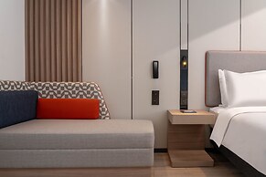 Holiday Inn Express Shanghai Pujiang by IHG