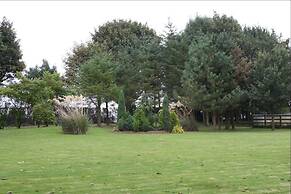 Cottage Lea's Country Hotel & Restaurant