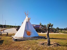 Monte do Azibo - Caravan Park