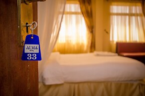 Alma Hotel