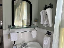 Old Hawaiian B and B