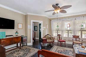 The Wayward Traveler's Inn