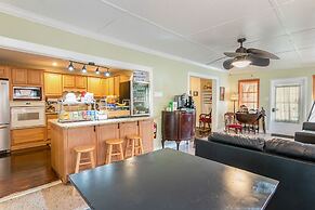 The Wayward Traveler's Inn