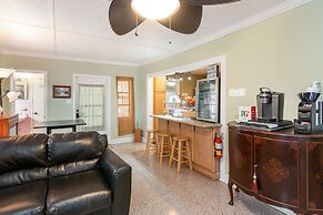 The Wayward Traveler's Inn