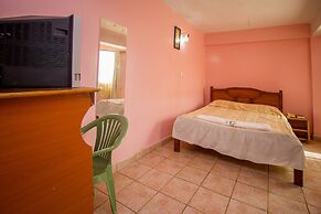 Slopes Villa Hotel