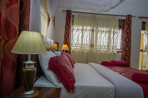Reinah Tourist Hotel