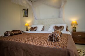 Reinah Tourist Hotel