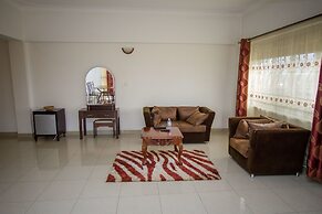 Reinah Tourist Hotel