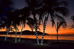 Café de Playa Beach Front Hotel