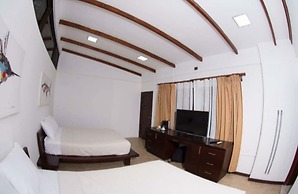 Café de Playa Beach Front Hotel