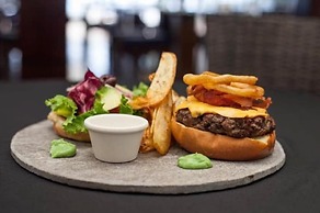 Café de Playa Beach Front Hotel