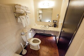 The VUE Boutique Hotel & Boathouse