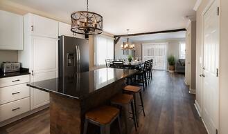 The VUE Boutique Hotel & Boathouse